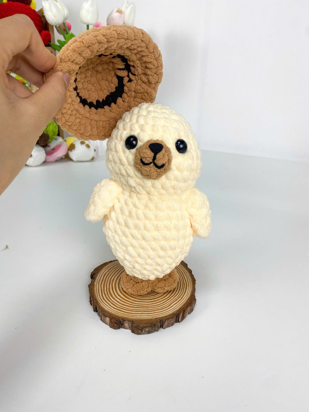 Seal Wearing A Hat Amigurumi Crochet Pattern, Stuffed Animal (PDF Tutorial)