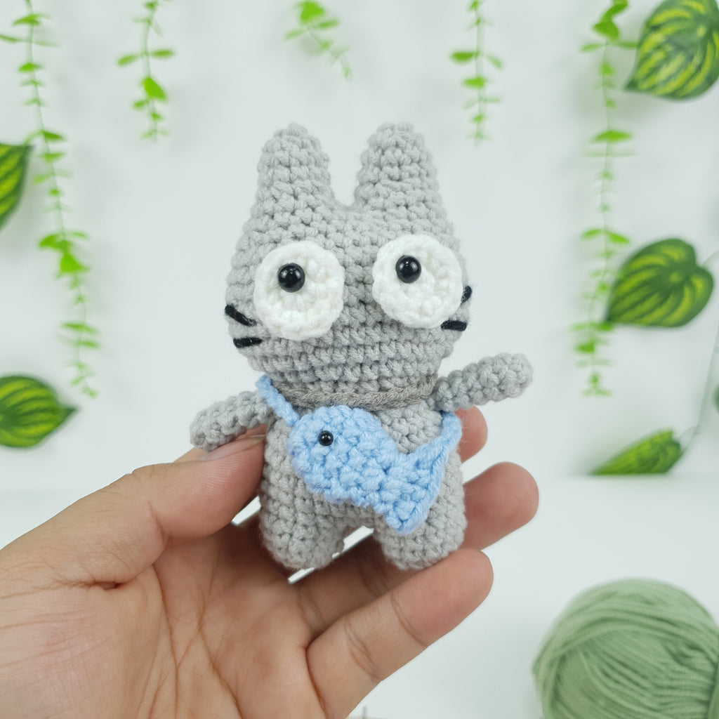 Grey Cat Crochet Pattern PDF, Cute Spirit Cat with Fish Bag Amigurumi Tutorial
