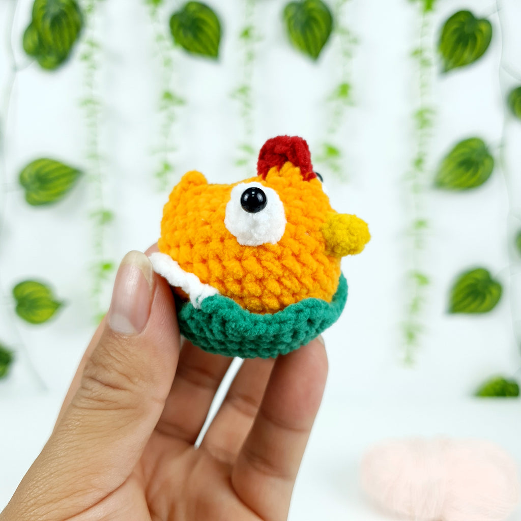 Wacky Rooster Crochet Pattern PDF, Mini Chicken in Eggshell Amigurumi Tutorial