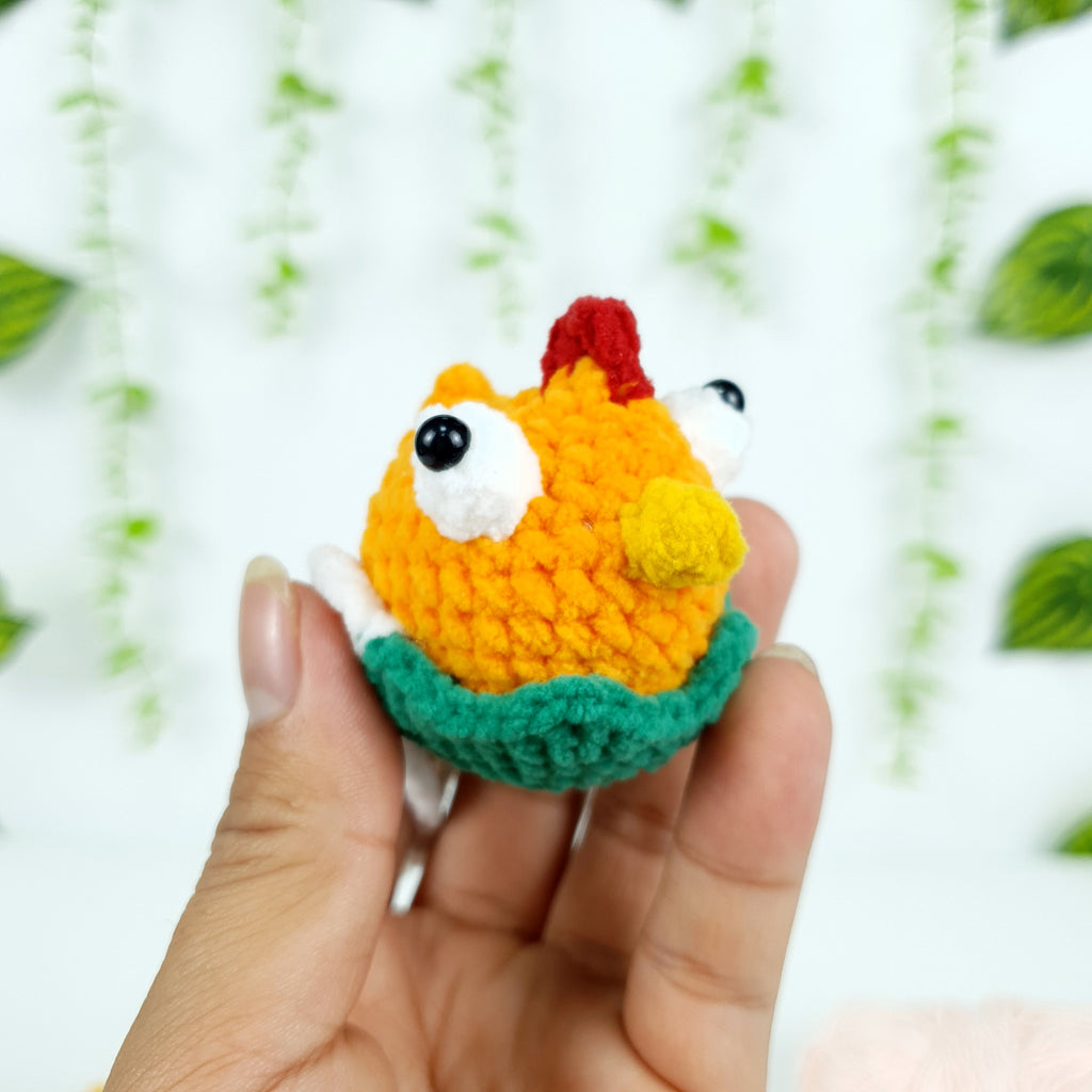Wacky Rooster Crochet Pattern PDF, Mini Chicken in Eggshell Amigurumi Tutorial