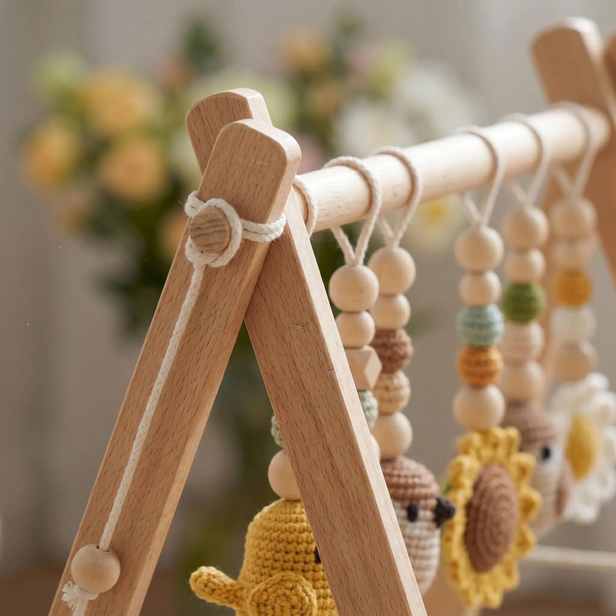 Bird Baby Gym, Wooden Play Gym with Crochet Birds, Bee & Flower, Montessori Garden Activity Gym, Spring Nursery Decor, Baby Shower Gift