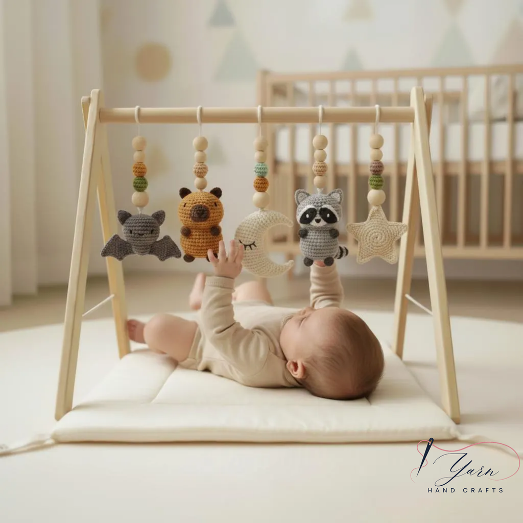 Neutral Woodland Baby Gym | Minimalist Wooden Play Gym with Crochet Animal Toys | Montessori Activity Frame | Scandinavian Nursery Decor Gift