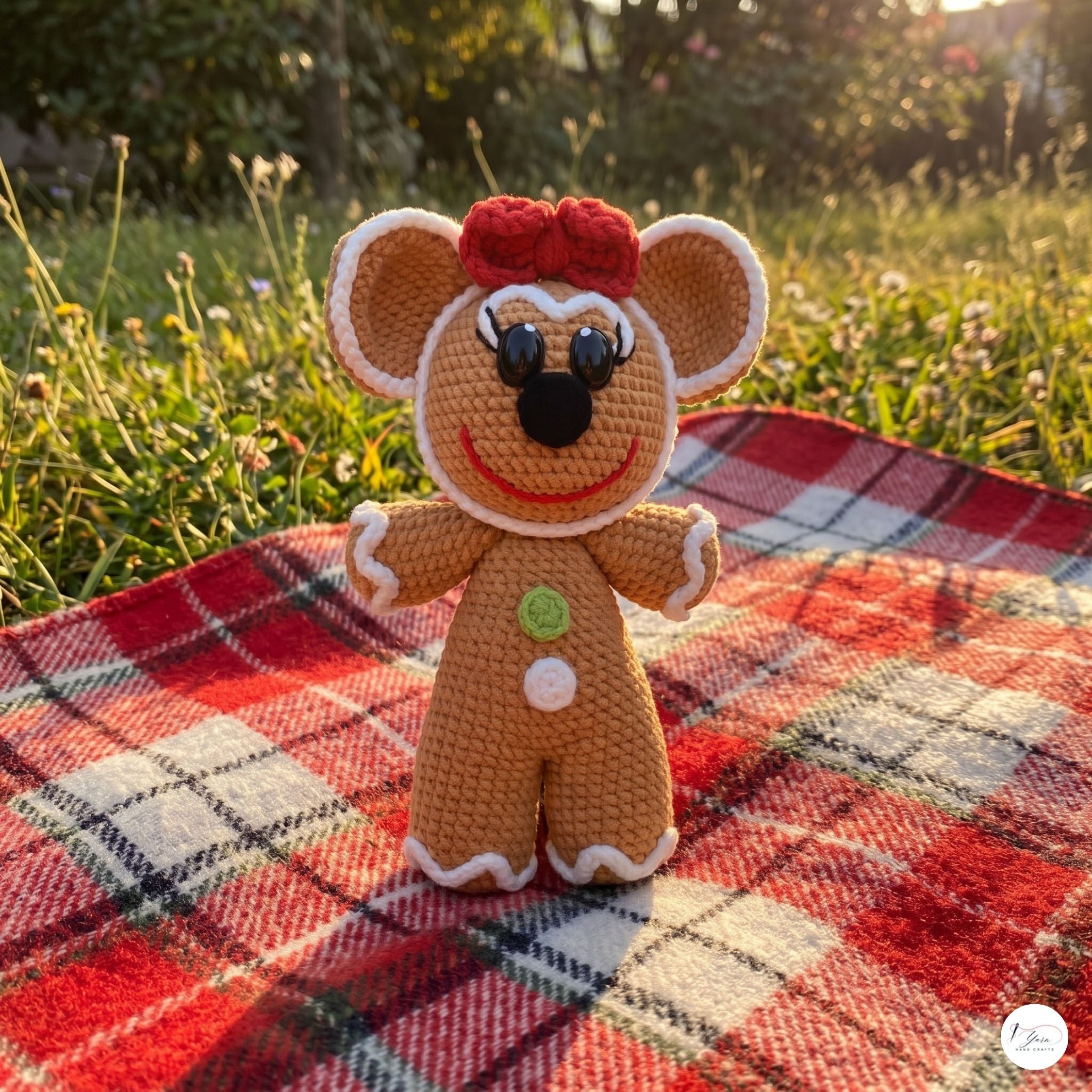 Crochet Gingerbread Mouse Plush, Handmade Christmas Amigurumi Toy, Holiday Stuffed Animal, Stocking Stuffer, Festive Decor