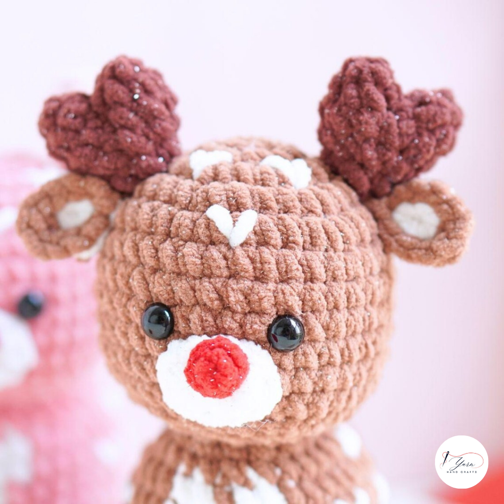 Romantic Reindeer Crochet Pattern PDF, Valentine Deer Amigurumi Plush