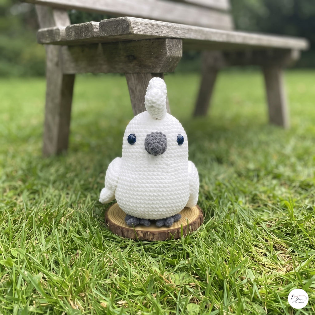 Crochet Cockatoo Plush, Handmade White Parrot Amigurumi, Soft Stuffed Bird Toy, Bird Lover Gift, Nursery Decor