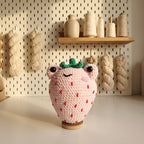 Strawberry Crochet Pattern, Frog Eyed Snow White Strawberry Amigurumi Tutorial