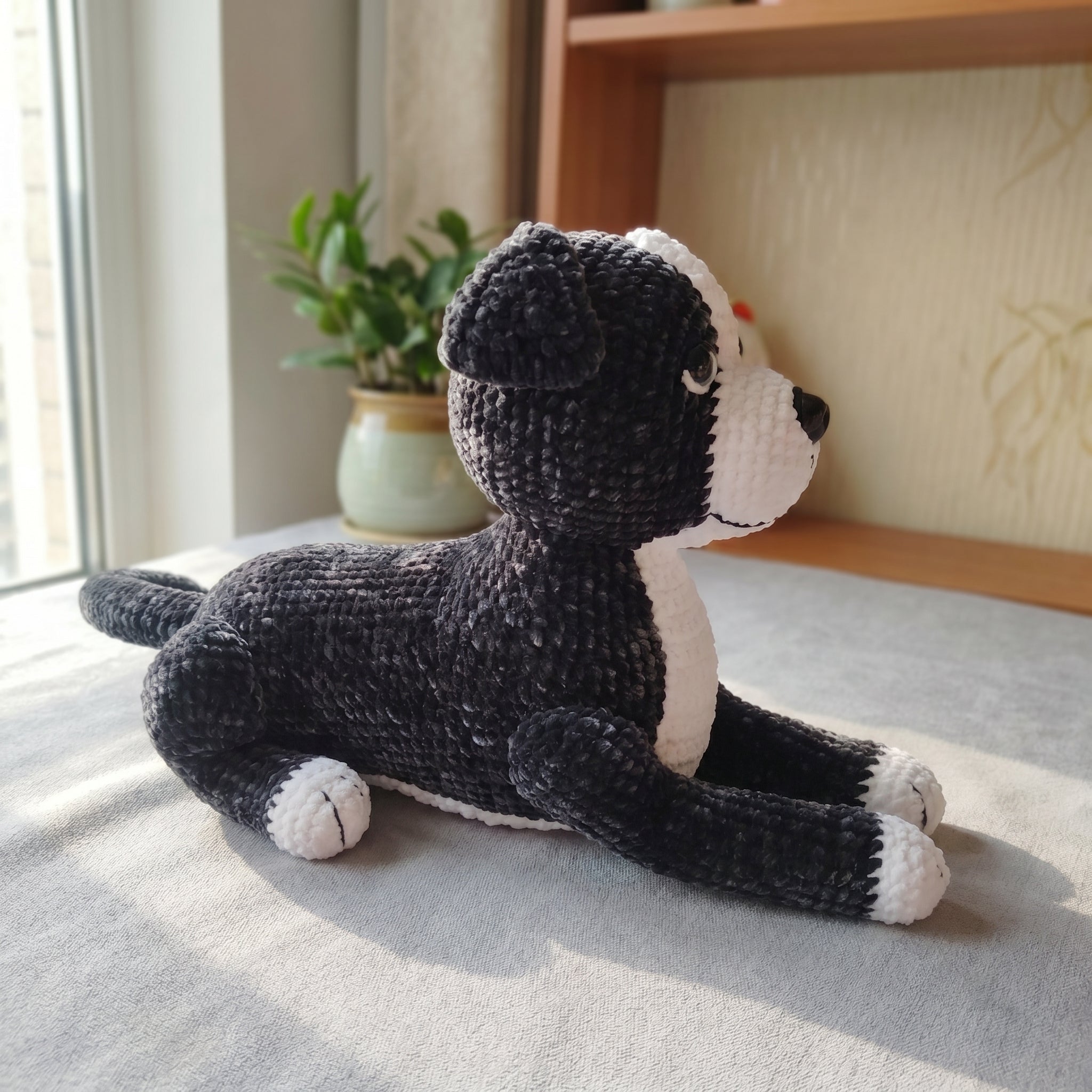 Black and White Dog Crochet Pattern PDF, Puppy Amigurumi Plush Tutorial