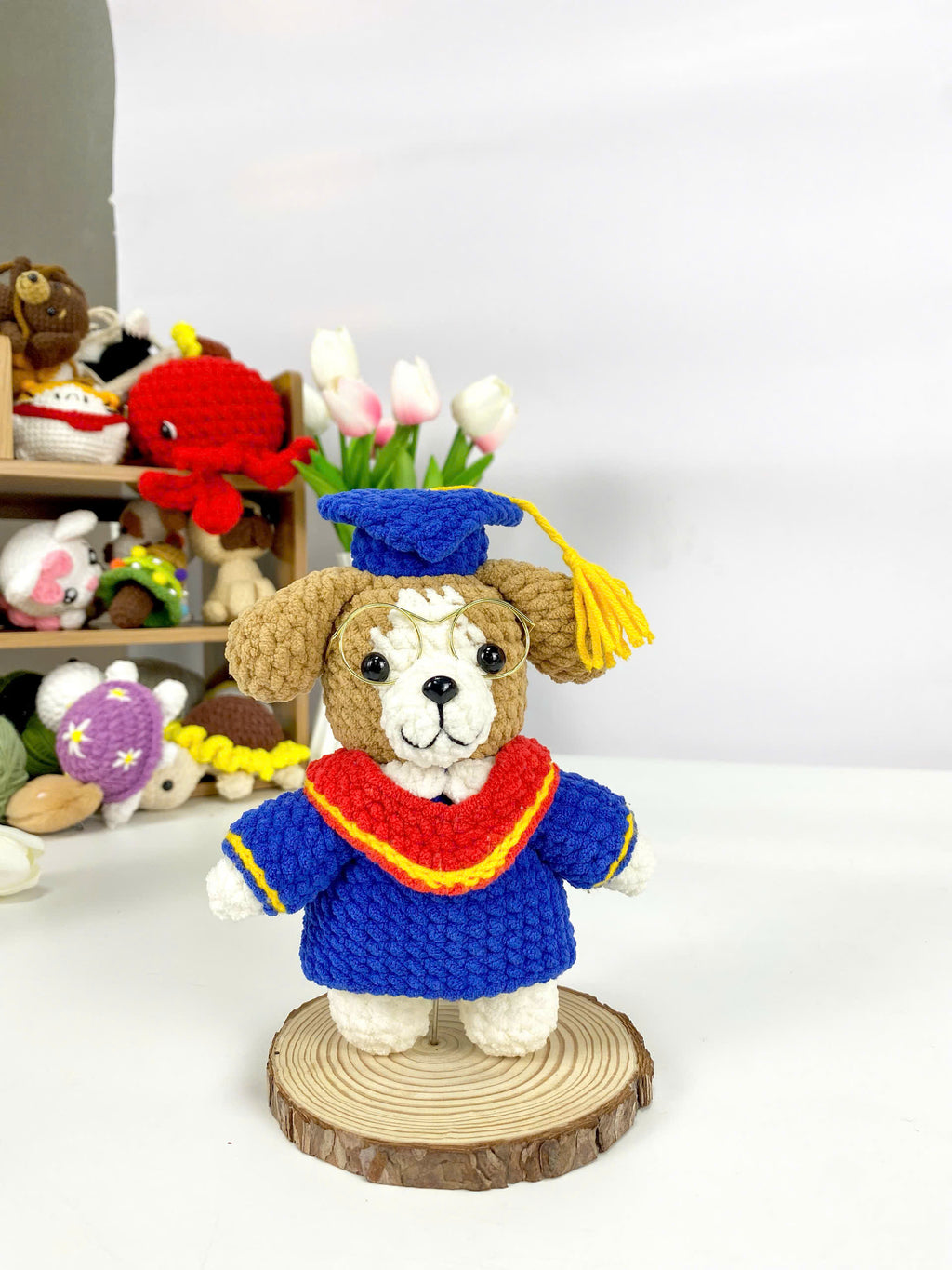 Graduation Dog Amigurumi Crochet Pattern: Beginner Friendly (PDF Pattern)