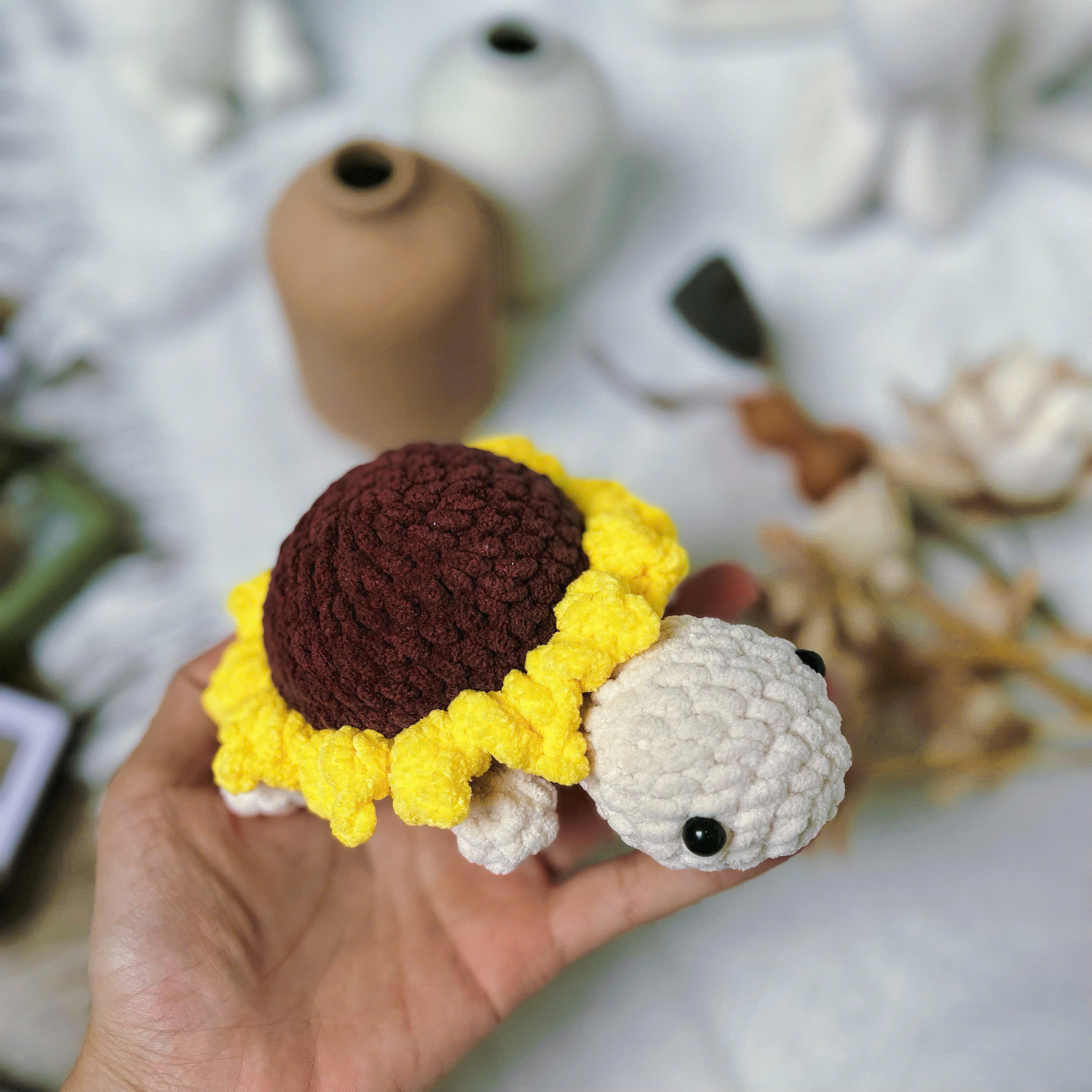 Sunflower Turtle Crochet Pattern PDF, No Sew Turtle Amigurumi, Cute Flower Turtle Plush Tutorial