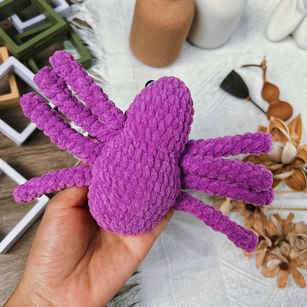 Halloween Spider Crochet Pattern PDF, No Sew Amigurumi Spider, Cute Plush Spider Tutorial