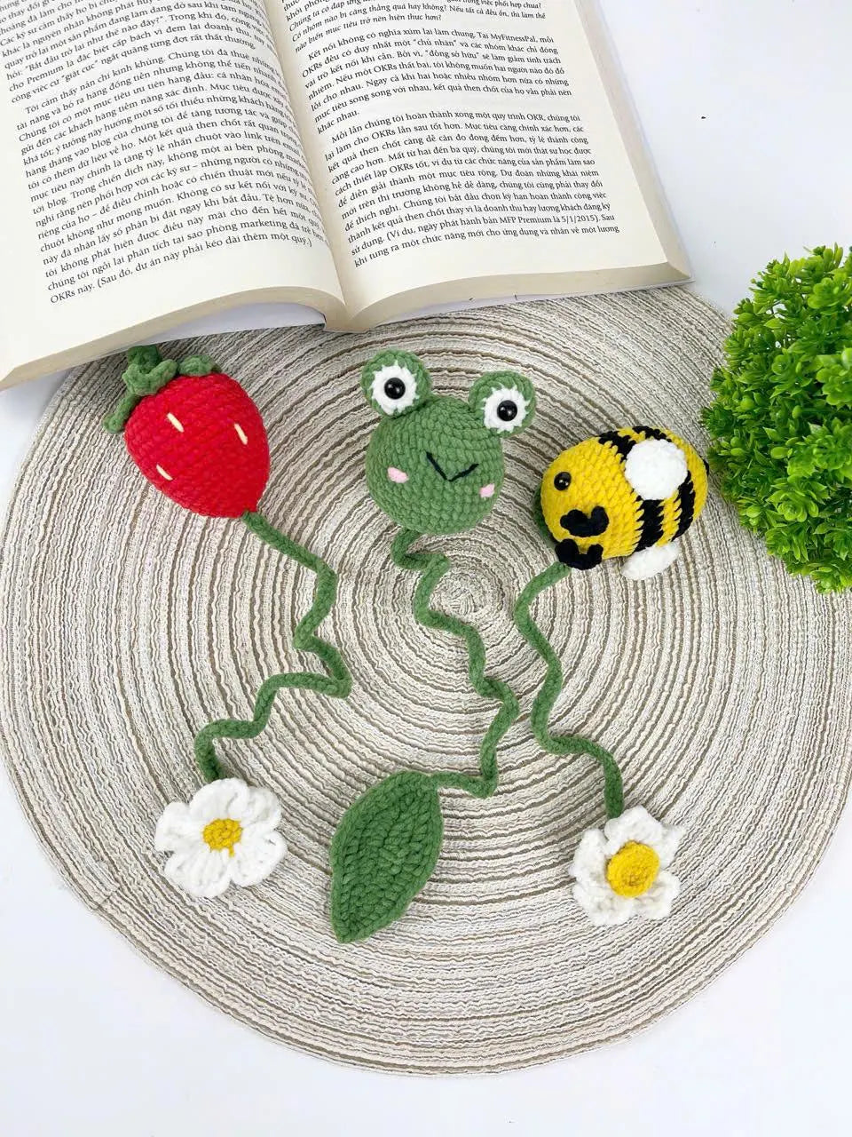 Crochet Bookmark Patterns – Bee, Frog, Strawberry (PDF)