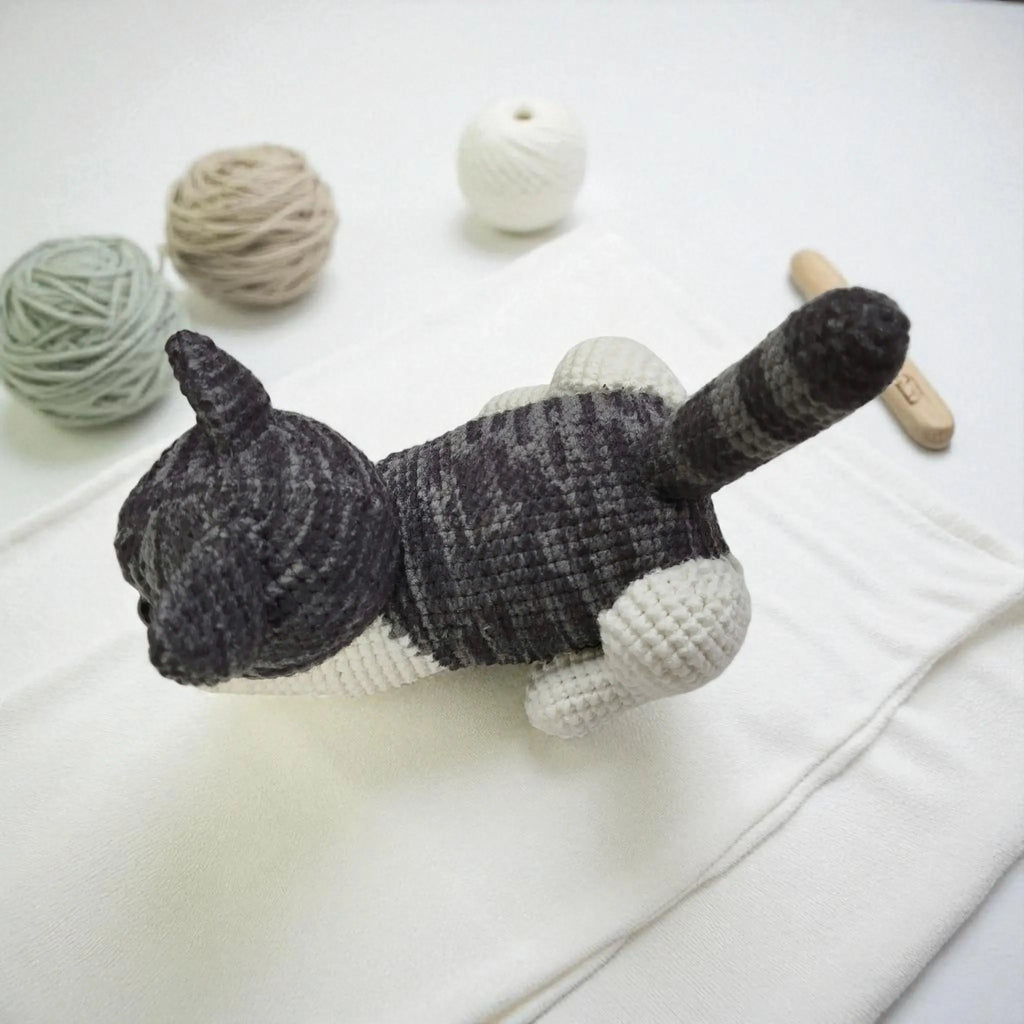 Striped Cat Crochet Pattern – Amigurumi Kitten Plush Toy PDF, Cute Gray White Cat, Easy Crochet Animal Pattern for Beginners