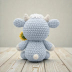 Cow Holding Sunflower Amigurumi Crochet Pattern, Beginner Friendly (PDF Pattern, 5 Languages)