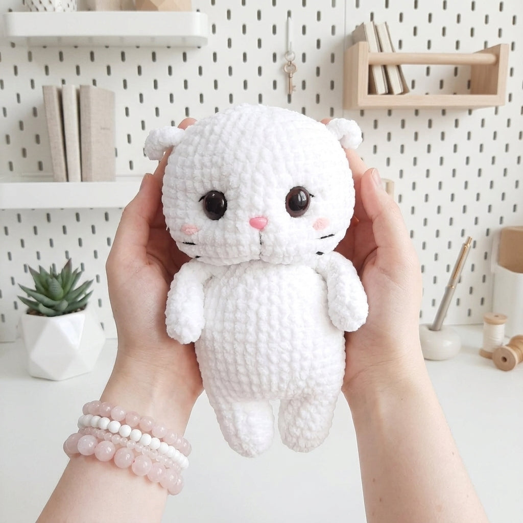 Little Kitten Crochet Pattern, Kawaii Cat Plush Amigurumi PDF Free Gift