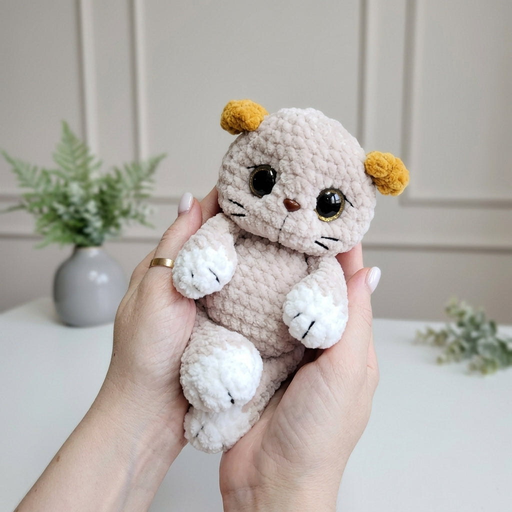 Kitten Crochet Pattern, Kawaii Cat Plush Amigurumi PDF Free Gift