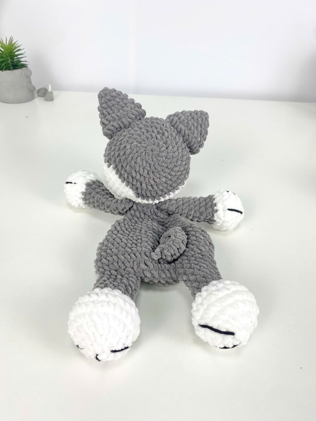 Husky Dog Crochet Pattern: Amigurumi Snuggler Pillow (PDF Digital Download)