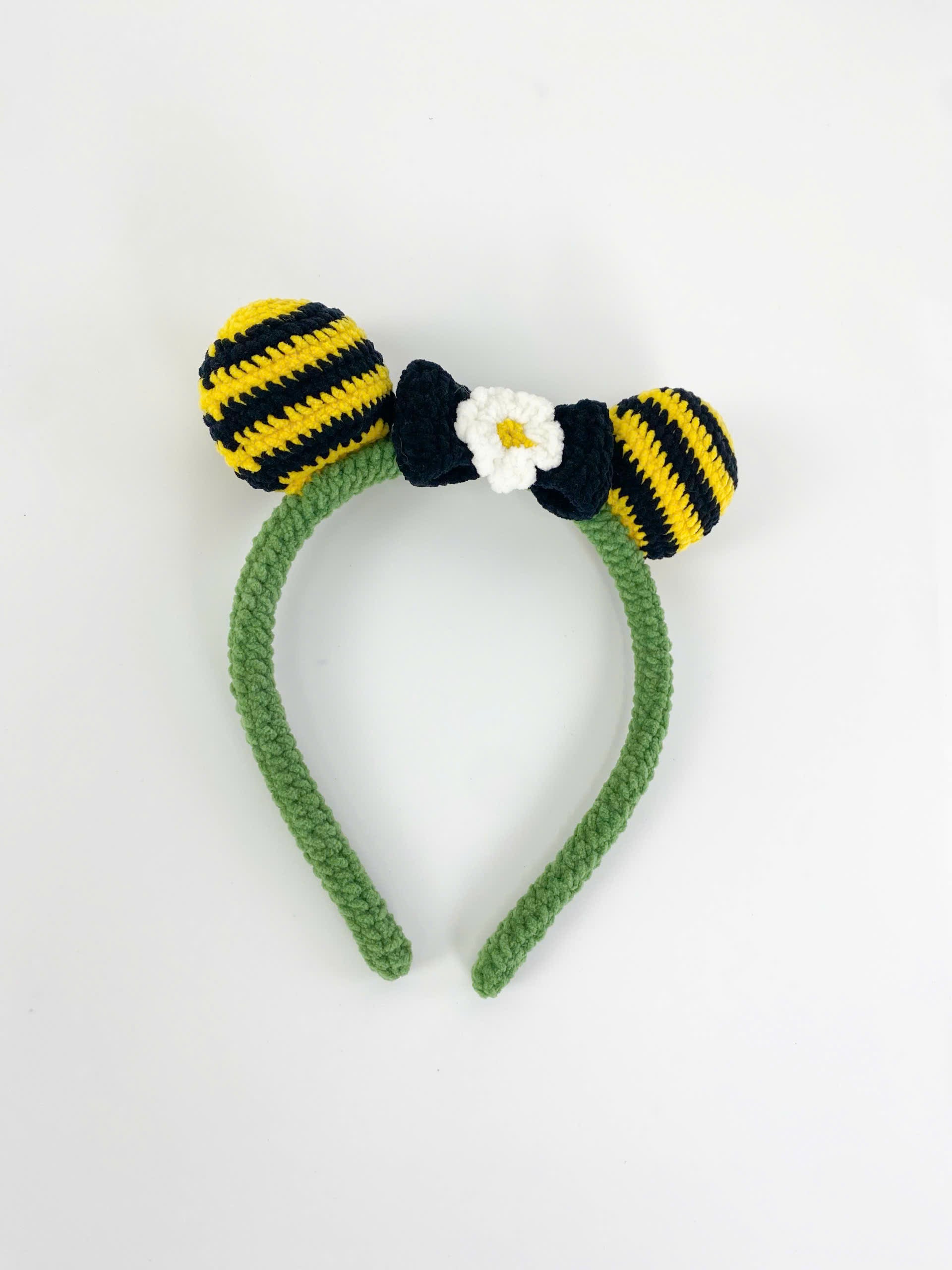 Crochet Bee Ears Headband Pattern with Daisy Bow (PDF Pattern)