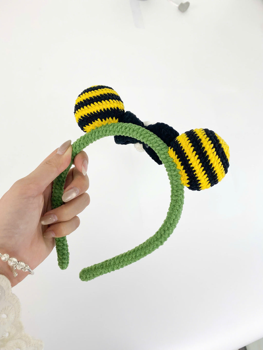 Crochet Bee Ears Headband Pattern with Daisy Bow (PDF Pattern)