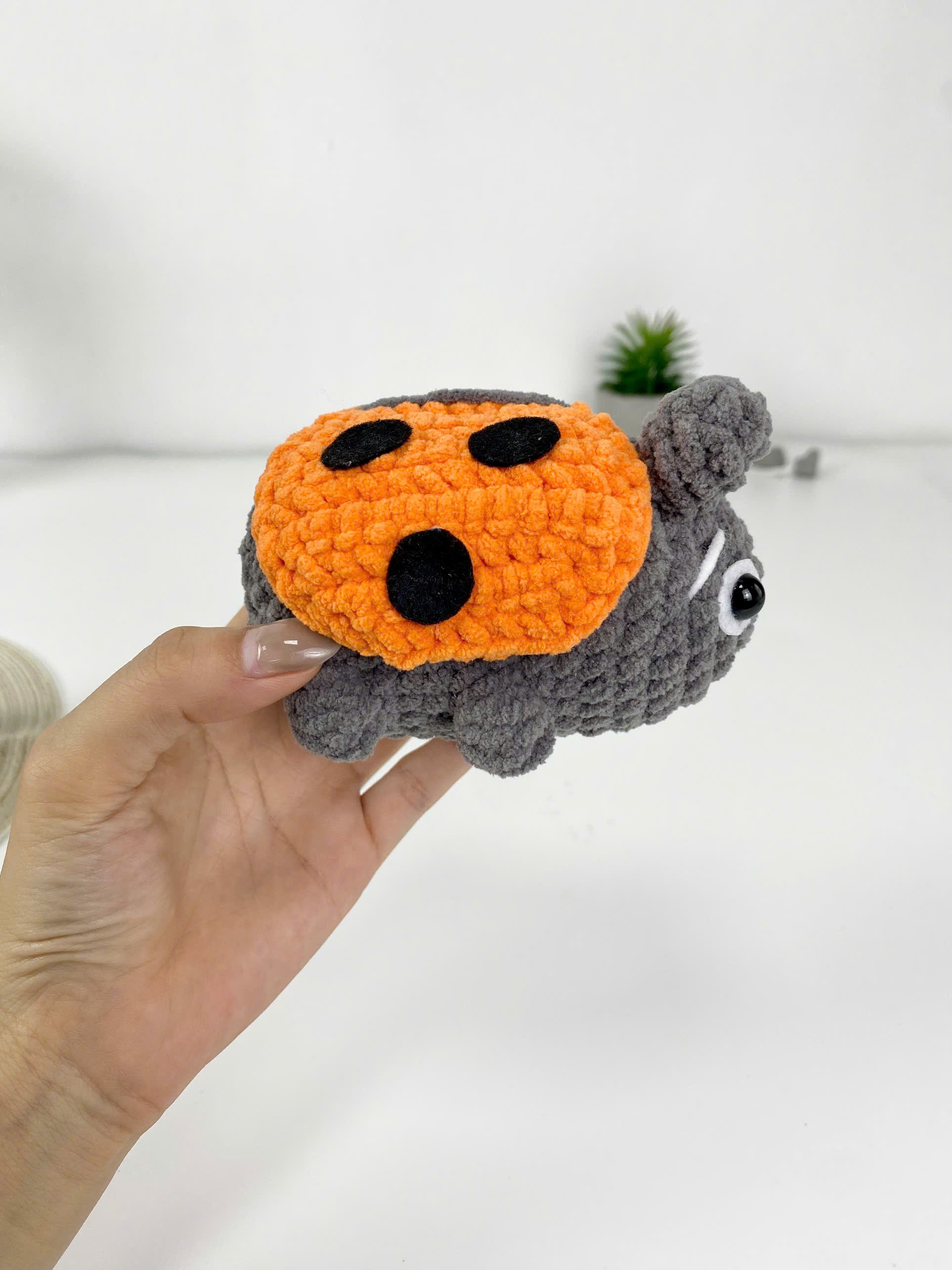 Ladybug Crochet Pattern: Amigurumi Plush Toy (PDF Pattern)